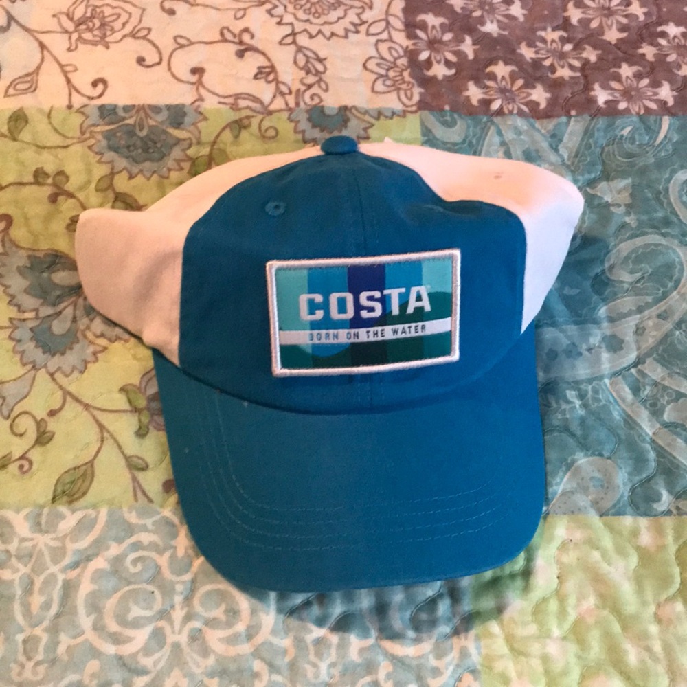Traveler costa hat